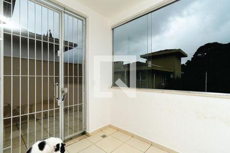 Varanda de casa de condomínio à venda com 3 quartos, 284m² em Jardim das Samambaias, Jundiaí