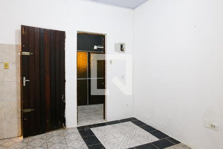 Sala de casa para alugar com 2 quartos, 65m² em Vila Lucinda, Santo André