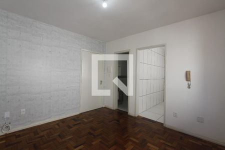 Sala de apartamento para alugar com 1 quarto, 42m² em Vila Ipiranga, Porto Alegre