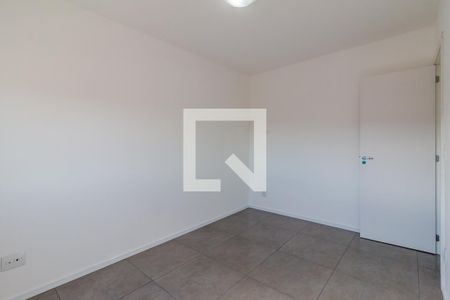 Quarto 1 de apartamento para alugar com 2 quartos, 55m² em Campo Novo, Porto Alegre