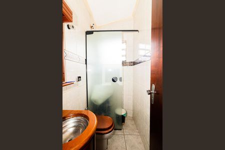 Casa à venda com 159m², 4 quartos e 4 vagas Casa à venda com 159m², 4 quartos e 4 vagasBanheiro 1