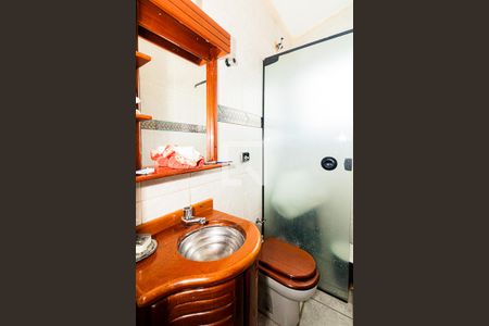 Casa à venda com 159m², 4 quartos e 4 vagas Casa à venda com 159m², 4 quartos e 4 vagasBanheiro 1