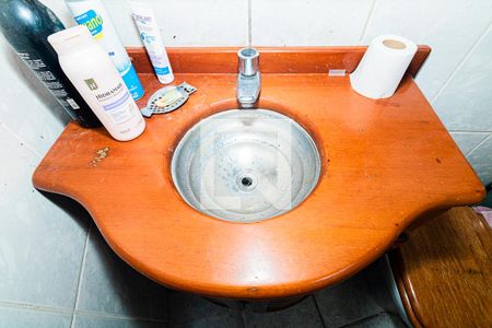 Casa à venda com 159m², 4 quartos e 4 vagas Casa à venda com 159m², 4 quartos e 4 vagasBanheiro da Suíte