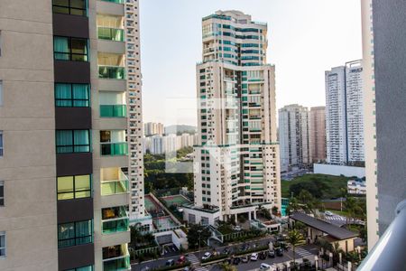 Apartamento à venda com 376m², 3 quartos e 4 vagas Apartamento à venda com 376m², 3 quartos e 4 vagasVista