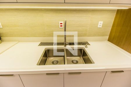 Apartamento à venda com 376m², 3 quartos e 4 vagas Apartamento à venda com 376m², 3 quartos e 4 vagasDetalhe da cozinha