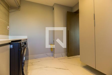 Apartamento à venda com 376m², 3 quartos e 4 vagas Apartamento à venda com 376m², 3 quartos e 4 vagasÁrea de Serviço