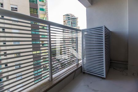 Apartamento à venda com 376m², 3 quartos e 4 vagas Apartamento à venda com 376m², 3 quartos e 4 vagasVaranda