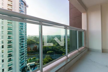 Apartamento à venda com 376m², 3 quartos e 4 vagas Apartamento à venda com 376m², 3 quartos e 4 vagasVaranda