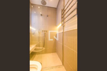 Apartamento à venda com 376m², 3 quartos e 4 vagas Apartamento à venda com 376m², 3 quartos e 4 vagasBanheiro da Suíte 3