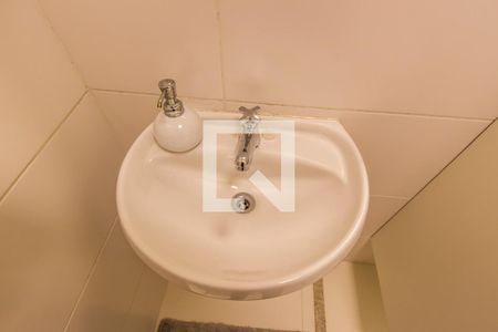 Apartamento à venda com 376m², 3 quartos e 4 vagas Apartamento à venda com 376m², 3 quartos e 4 vagasBanheiro de serviço