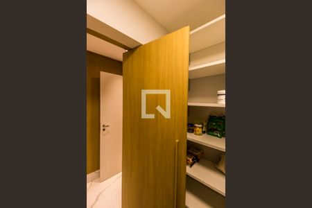 Apartamento à venda com 376m², 3 quartos e 4 vagas Apartamento à venda com 376m², 3 quartos e 4 vagasDespensa