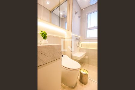 Apartamento à venda com 376m², 3 quartos e 4 vagas Apartamento à venda com 376m², 3 quartos e 4 vagasBanheiro da Suíte 2