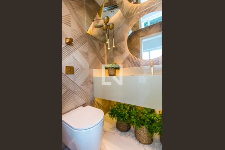 Apartamento à venda com 376m², 3 quartos e 4 vagas Apartamento à venda com 376m², 3 quartos e 4 vagasVista