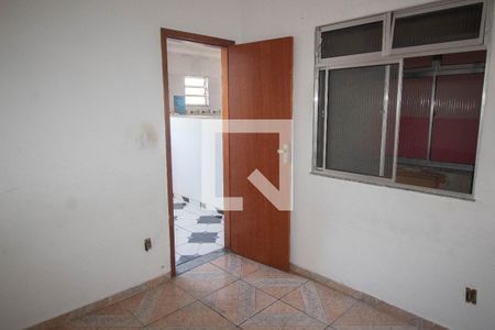 Quarto 1 de apartamento para alugar com 2 quartos, 75m² em Ramos, Rio de Janeiro