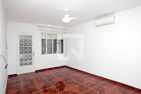 Sala de Estar de casa à venda com 3 quartos, 134m² em São Geraldo, Porto Alegre