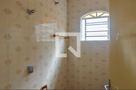 Banheiro de casa para alugar com 1 quarto, 100m² em Vila Mussoline, São Bernardo do Campo