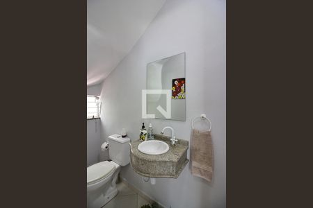Lavabo  de casa à venda com 3 quartos, 196m² em Santa Terezinha, São Bernardo do Campo