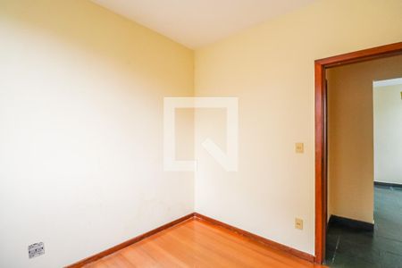 Quarto 1 de apartamento à venda com 3 quartos, 65m² em Heliópolis, Belo Horizonte