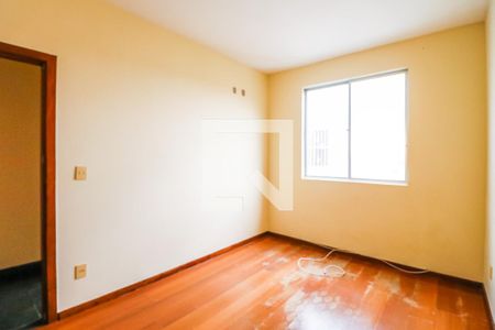 Quarto 2 de apartamento à venda com 3 quartos, 65m² em Heliópolis, Belo Horizonte