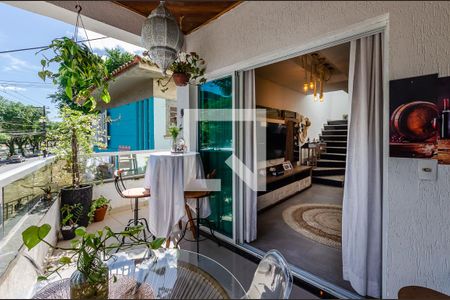 Varanda de casa para alugar com 3 quartos, 139m² em Aparecida, Santos