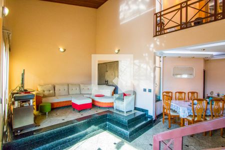 Sala de casa à venda com 3 quartos, 255m² em Vila Eldizia, Santo André