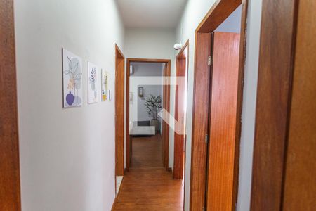 Corredor de apartamento à venda com 3 quartos, 102m² em São Lucas, Belo Horizonte