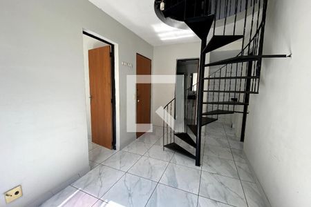 Sala de apartamento para alugar com 3 quartos, 80m² em Engenho do Porto, Duque de Caxias