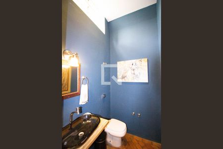 Casa à venda com 550m², 4 quartos e 5 vagas Casa à venda com 550m², 4 quartos e 5 vagasLavabo