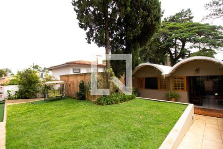 Casa à venda com 550m², 4 quartos e 5 vagas Casa à venda com 550m², 4 quartos e 5 vagasarea verde