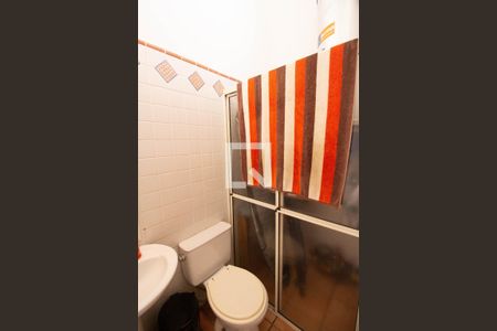 Casa à venda com 550m², 4 quartos e 5 vagas Casa à venda com 550m², 4 quartos e 5 vagasBanheiro