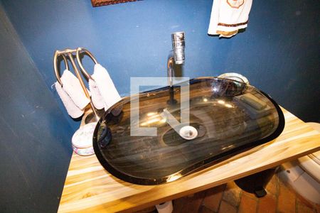 Casa à venda com 550m², 4 quartos e 5 vagas Casa à venda com 550m², 4 quartos e 5 vagasLavabo