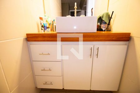 Casa à venda com 550m², 4 quartos e 5 vagas Casa à venda com 550m², 4 quartos e 5 vagasBanheiro 1