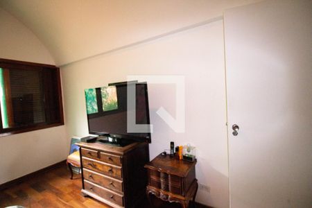 Casa à venda com 550m², 4 quartos e 5 vagas Casa à venda com 550m², 4 quartos e 5 vagasquarto 3