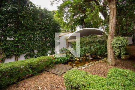 Casa à venda com 550m², 4 quartos e 5 vagas Casa à venda com 550m², 4 quartos e 5 vagasJardim