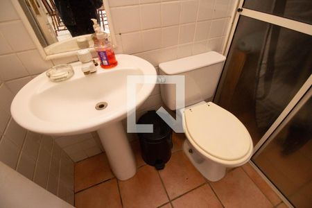 Casa à venda com 550m², 4 quartos e 5 vagas Casa à venda com 550m², 4 quartos e 5 vagasBanheiro