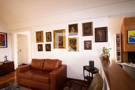 Casa à venda com 550m², 4 quartos e 5 vagas Casa à venda com 550m², 4 quartos e 5 vagasSala 2