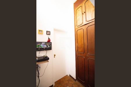 Casa à venda com 550m², 4 quartos e 5 vagas Casa à venda com 550m², 4 quartos e 5 vagasquarto 4