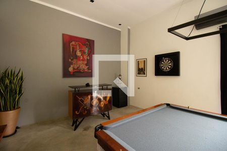 Casa à venda com 550m², 4 quartos e 5 vagas Casa à venda com 550m², 4 quartos e 5 vagasSalão de jogos