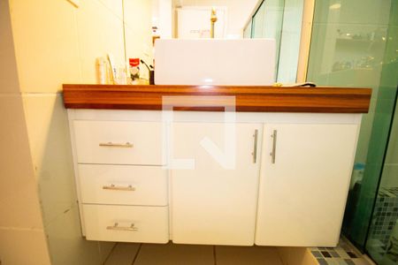 Casa à venda com 550m², 4 quartos e 5 vagas Casa à venda com 550m², 4 quartos e 5 vagasBanheiro da Suíte