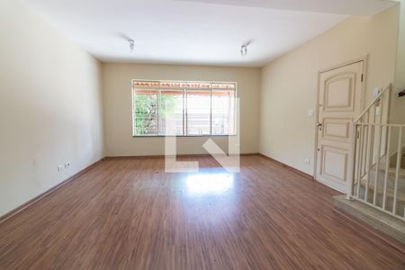 Sala  de casa à venda com 3 quartos, 150m² em Brooklin, São Paulo