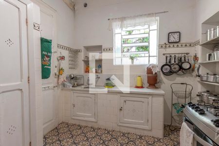 Casa para alugar com 330m², 7 quartos e 4 vagas Casa para alugar com 330m², 7 quartos e 4 vagasCozinha