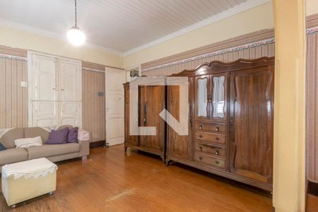 Casa para alugar com 330m², 7 quartos e 4 vagas Casa para alugar com 330m², 7 quartos e 4 vagasQuarto