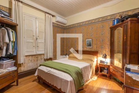 Casa para alugar com 330m², 7 quartos e 4 vagas Casa para alugar com 330m², 7 quartos e 4 vagasQuarto