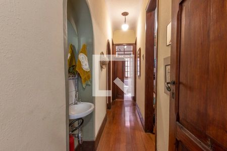 Casa para alugar com 330m², 7 quartos e 4 vagas Casa para alugar com 330m², 7 quartos e 4 vagasCirculação