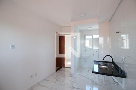 Sala/Cozinha de apartamento para alugar com 2 quartos, 33m² em Vila Nova Savoia, São Paulo