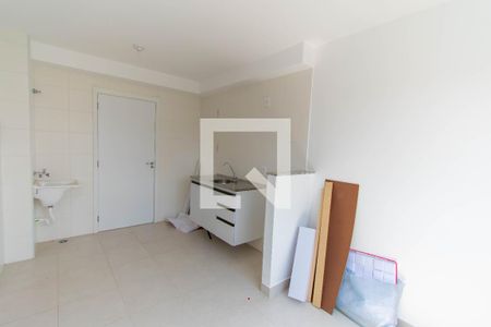 Sala/Cozinha de apartamento à venda com 2 quartos, 32m² em Vila Ema, São Paulo