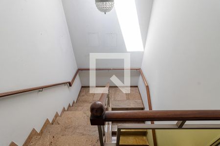 Escadas de casa à venda com 4 quartos, 295m² em Sacomã, São Paulo