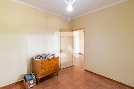 Quarto 01 de casa à venda com 4 quartos, 220m² em Cambuci, São Paulo