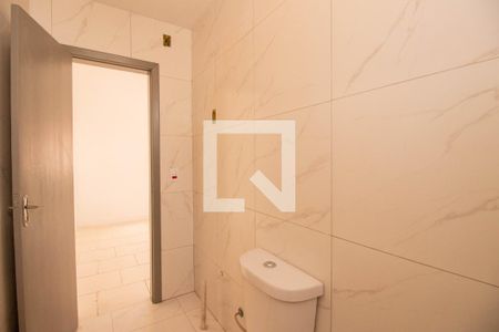 Banheiro de apartamento para alugar com 1 quarto, 40m² em Jardim Itu Sabará, Porto Alegre