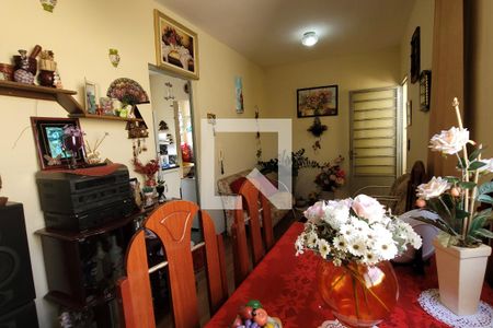 Sala de apartamento à venda com 2 quartos, 47m² em Califórnia, Belo Horizonte